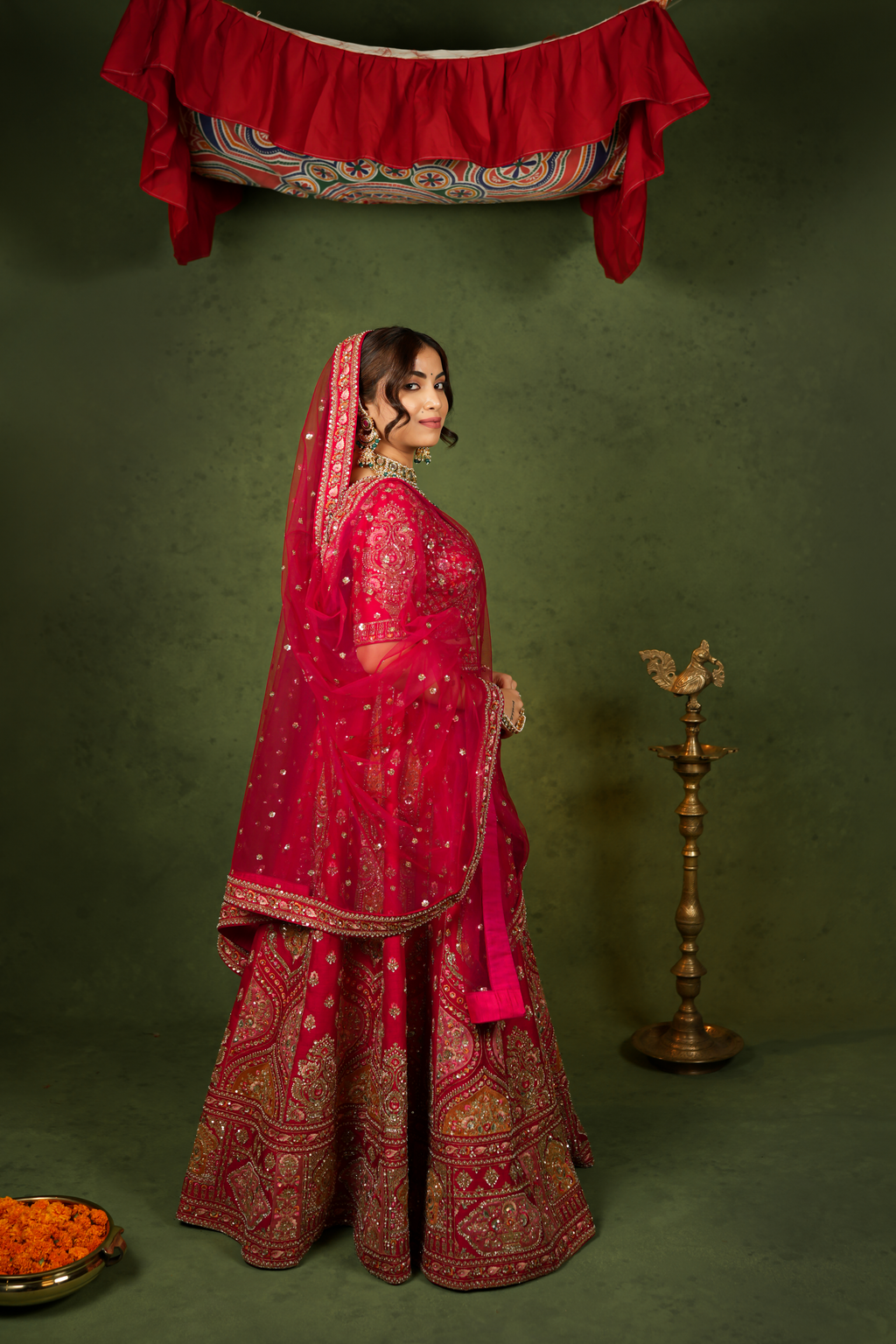 Exquisite Red Bridal Lehenga Choli with Intricate Embroidery