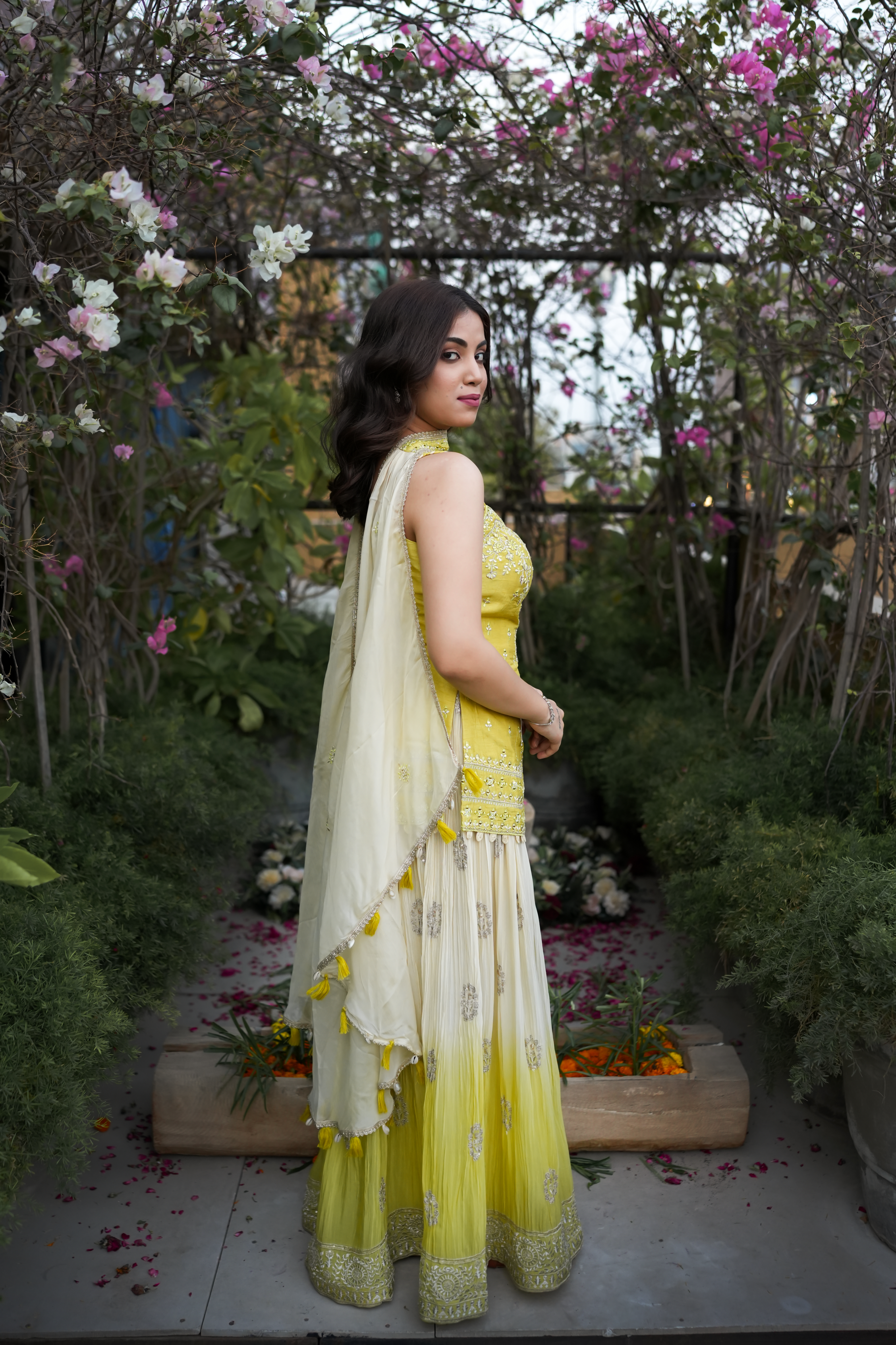 Radiant Yellow Floral Fusion Set