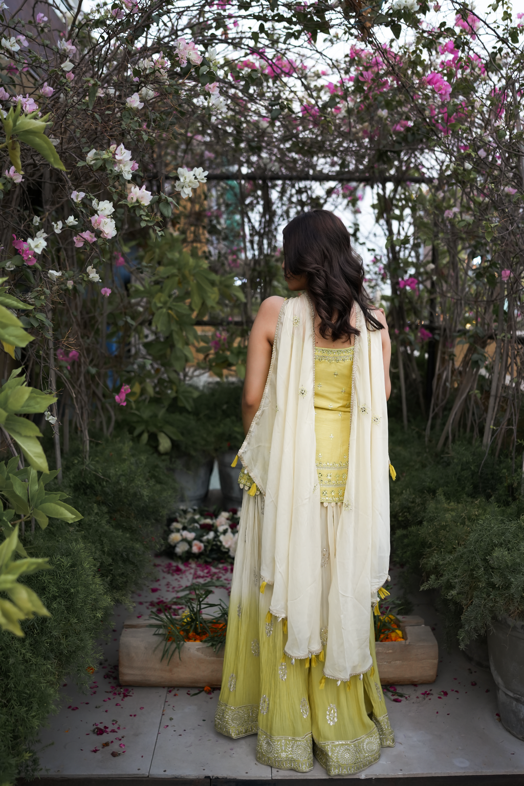 Radiant Yellow Floral Fusion Set